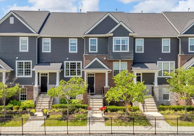 Photo 2 of Condo for sale at 174 S Mill St, Plymouth, MI 48170 | MLS# 20261054112 | Listing updated on 2026-09-17