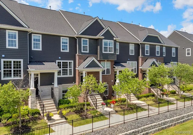 Photo 3 of Condo for sale at 174 S Mill St, Plymouth, MI 48170 | MLS# 20261054112 | Listing updated on 2026-09-17
