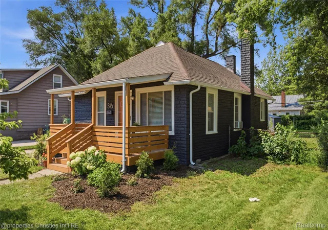 1st image of 316 W Marshall St, Ferndale, MI 48220 | MLS# 20261054132