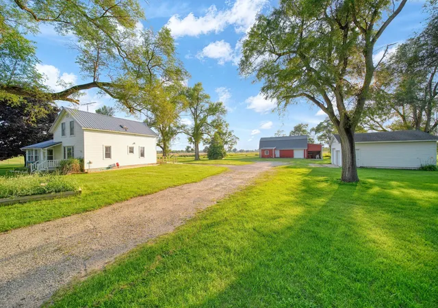 2nd image of 11632 Wheaton Rd, Cement City, MI 49233 | MLS# 55026035860