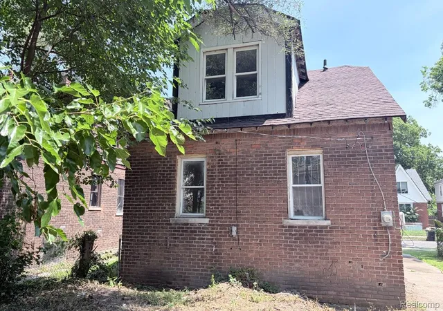 Photo 3 of Single family home for sale at 15725 Cherrylawn St, Detroit, MI 48238 | MLS# 20261054154 | Listing updated on 2026-07-22