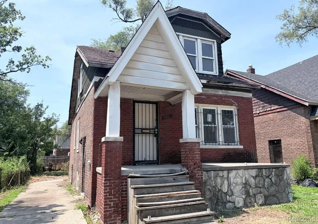 Photo 3 of Single family home for sale at 15725 Cherrylawn St, Detroit, MI 48238 | MLS# 20261054154 | Listing updated on 2026-07-22