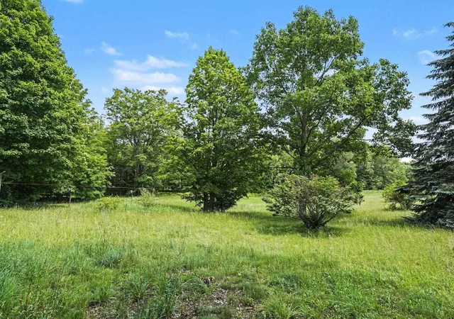 3rd image of 5560 Demerly Rd, Benzonia, MI 49616 | MLS# 78080071053