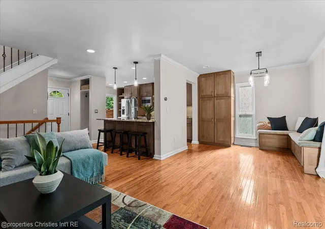 5th image of 1153 Kirts Blvd, Troy, MI 48084