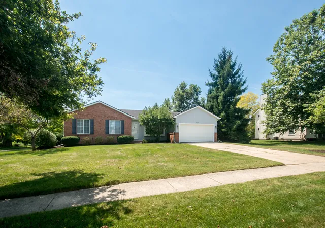 Photo 3 of Single family home for sale at 6595 Sauk Trl, Saline, MI 48176 | MLS# 81026035880 | Listing updated on 2026-09-15