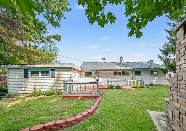 25th image of 29655 Winter Ct, Garden City, MI 48135 | MLS# 20261054204