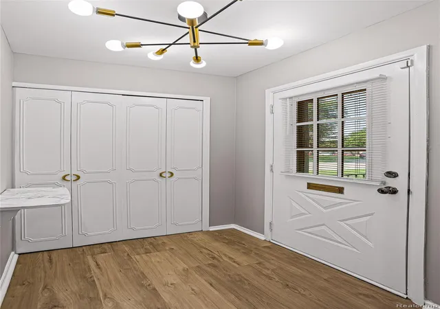 4th image of 5232 Breeze Hill Pl, Troy, MI 48098 | MLS# 20261054225