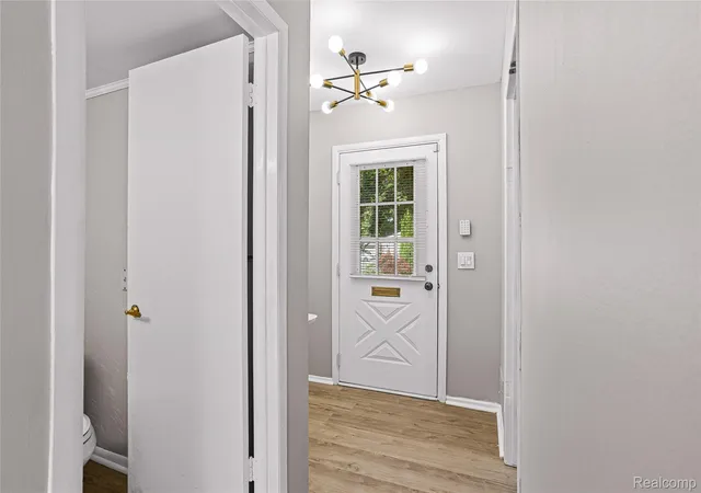 5th image of 5232 Breeze Hill Pl, Troy, MI 48098 | MLS# 20261054225