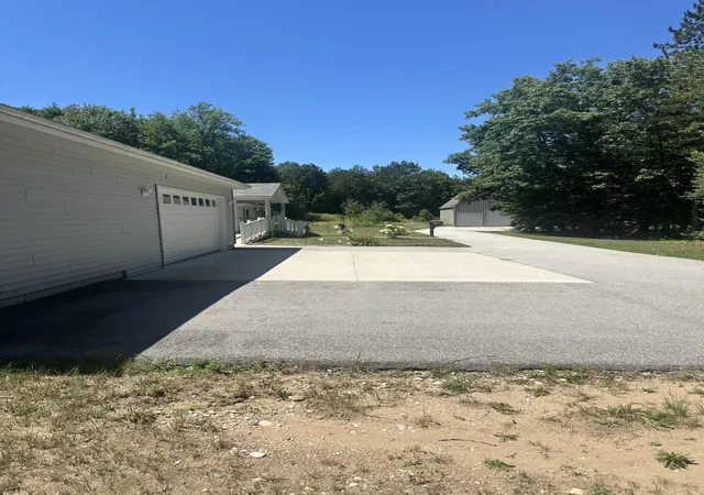4th image of 4932 E Polk St, White Cloud, MI 49349 | MLS# 72026035915