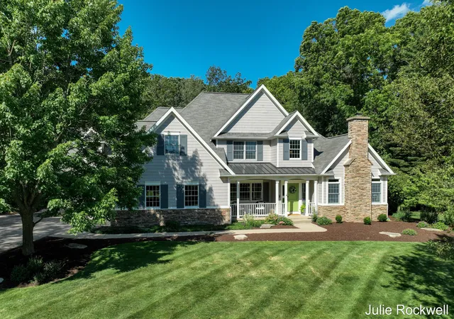 1st image of 1720 Flowers Crossing Dr Ne, Grand Rapids, MI 49525 | MLS# 65026035917