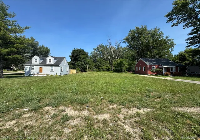 Photo 1 of Sale Pending at 6221 Inkster Rd, Taylor, MI 48180 | MLS# 20261054263 | Listing updated on 2026-09-13