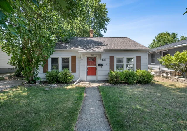 1st image of 2901 Union Ave Se, Grand Rapids, MI 49548 | MLS# 65026035929