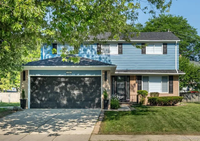 2nd image of 27426 Marshall St, Southfield, MI 48076 | MLS# 20261054297