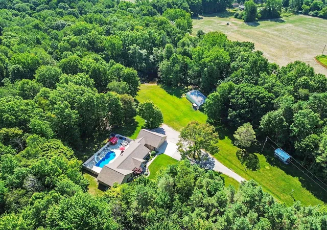 Photo 3 of Single family home for sale at 6333 Blackmar Rd, Bridgeport, MI 48722 | MLS# 65026035945 | Listing updated on 2026-08-13