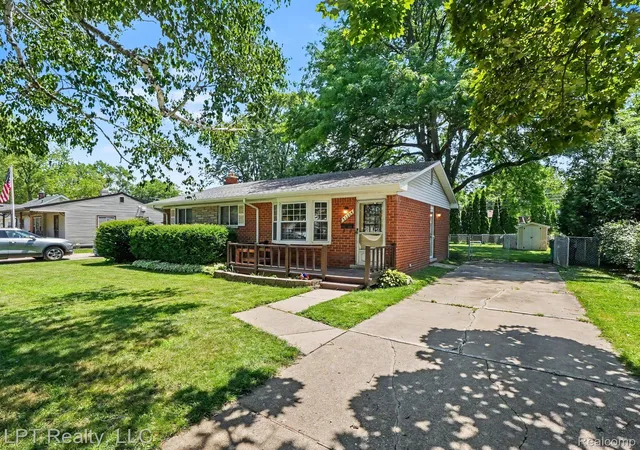 2nd image of 32205 John Hauk St, Garden City, MI 48135 | MLS# 20261054318