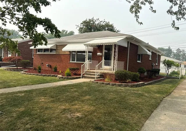 Photo 3 of Single family home for sale at 20017 California, Saint Clair Shores, MI 48080 | MLS# 20261054322 | Listing updated on 2026-09-15
