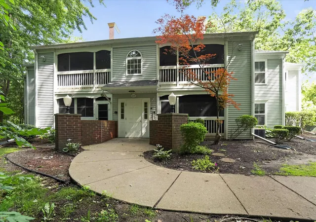 Photo 1 of Condo for sale at 609 Curzon Ct #203, Howell, MI 48843 | MLS# 71026035974 | Listing updated on 2026-09-29