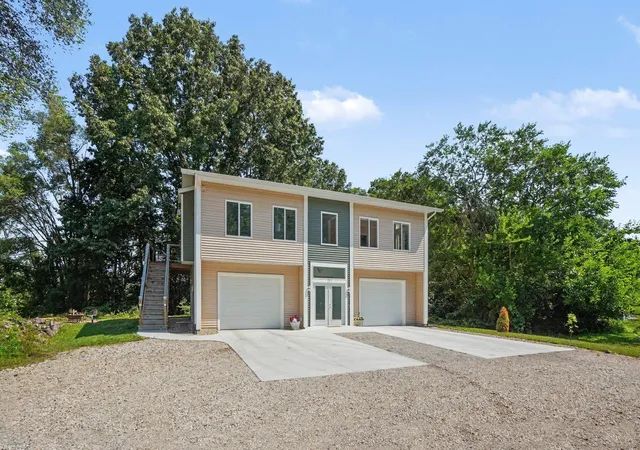Photo 1 of Sale Pending at 737 Ottawa Beach Rd, Holland, MI 49424 | MLS# 71026035976 | Listing updated on 2026-09-13