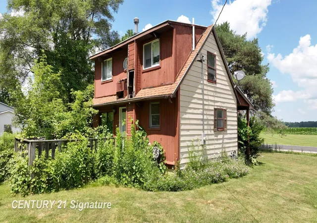 Photo 3 of Single family home for sale at 3349 W Lake Rd, Clio, MI 48420 | MLS# 5050214925 | Listing updated on 2026-08-04