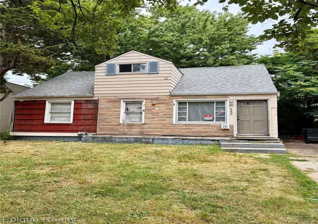 Photo 3 of Single family home for sale at 4409 Pengelly Rd, Flint, MI 48507 | MLS# 20261054354 | Listing updated on 2026-09-14