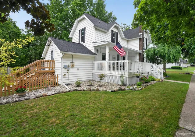 2nd image of 202 N Church St, Vernon, MI 48476 | MLS# 20261054367