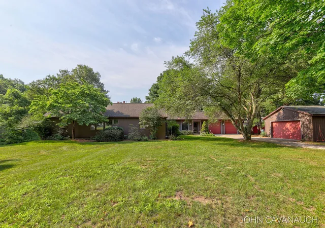 Photo 4 of Single family home for sale at 9516 Taft St, Coopersville, MI 49404 | MLS# 71026035995 | Listing updated on 2026-10-09