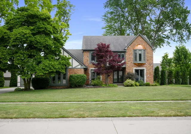Photo 2 of Single family home for sale at 12402 Watkins Dr, Shelby Township, MI 48315 | MLS# 81026035998 | Listing updated on 2026-07-29