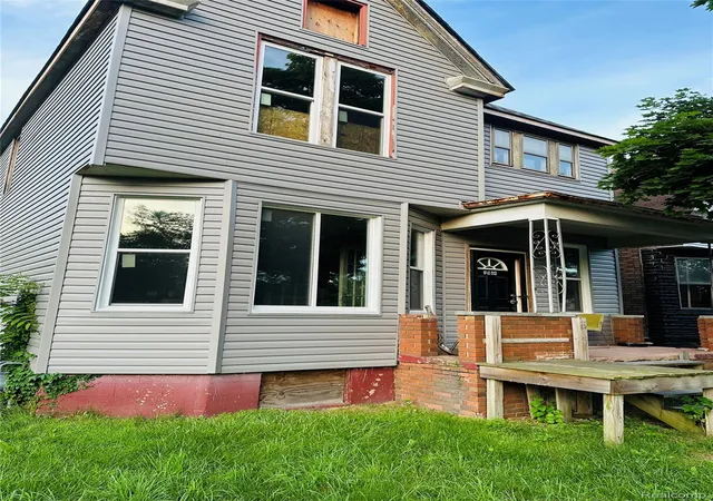 Photo 2 of Single family home for sale at 3964 Sheridan St, Detroit, MI 48214 | MLS# 20261054369 | Listing updated on 2026-07-17