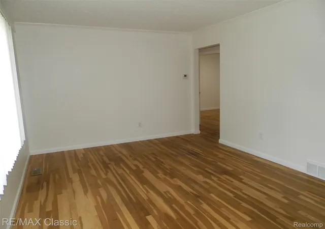Photo 3 of Single family home for sale at 9374 Patton St, Livonia, MI 48150 | MLS# 20261054373 | Listing updated on 2026-09-16