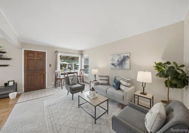 Photo 4 of Single family home for sale at 24371 Currier St, Dearborn Heights, MI 48125 | MLS# 20261054375 | Listing updated on 2026-09-18