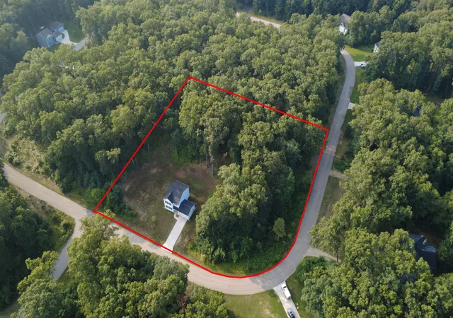 Photo 3 of Single family home for sale at 3828 Ryan Woods Cir, Allegan, MI 49010 | MLS# 71026036004 | Listing updated on 2026-09-08