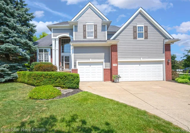 Photo 1 of Single family home for sale at 1750 Cheshire Ln, Commerce Township, MI 48382 | MLS# 20261054406 | Listing updated on 2026-09-03