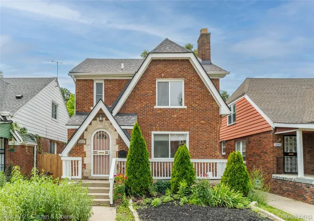Photo 1 of Sale Pending at 18455 Santa Rosa Dr, Detroit, MI 48221 | MLS# 20261054409 | Listing updated on 2026-09-19
