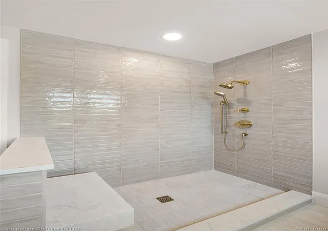 36th image of 592 Lakeside Dr, Birmingham, MI 48009 | MLS# 20261054418