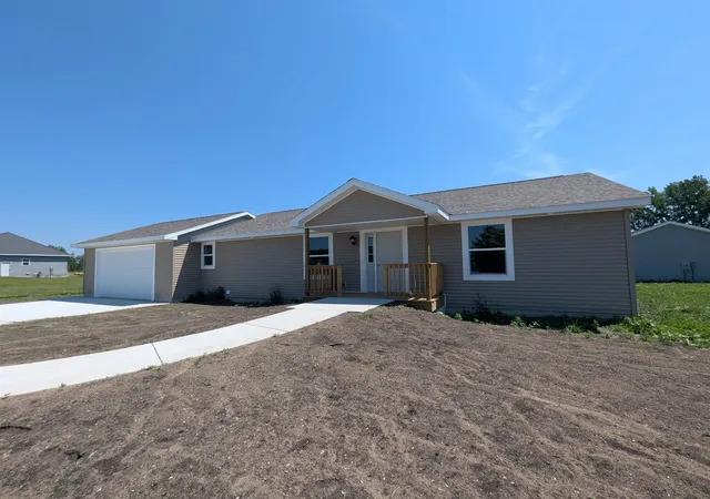 1st image of 257 Stern Dr, Au Gres, MI 48703 | MLS# 77080071092