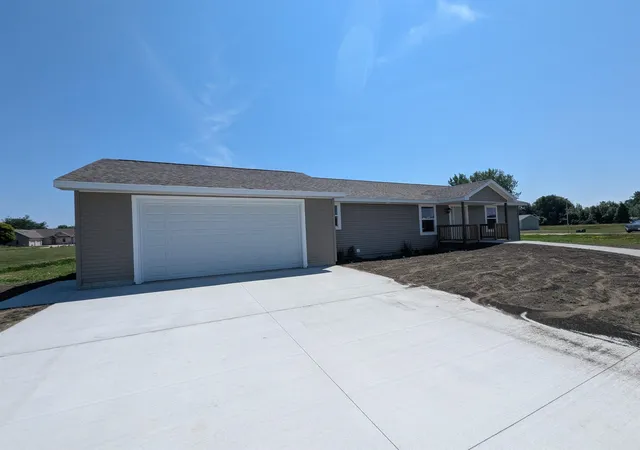 2nd image of 257 Stern Dr, Au Gres, MI 48703 | MLS# 77080071092