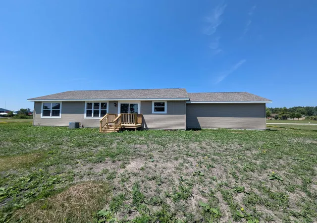 5th image of 257 Stern Dr, Au Gres, MI 48703 | MLS# 77080071092