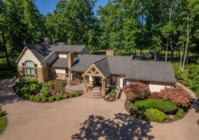 Photo 1 of Single family home for sale at 10750 Koebbe Rd, Manchester, MI 48158 | MLS# 81026036039 | Listing updated on 2026-08-31