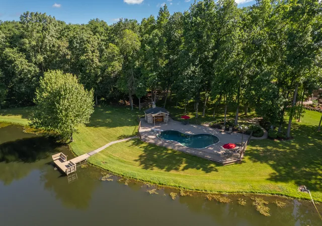 Photo 4 of Single family home for sale at 10750 Koebbe Rd, Manchester, MI 48158 | MLS# 81026036039 | Listing updated on 2026-08-31