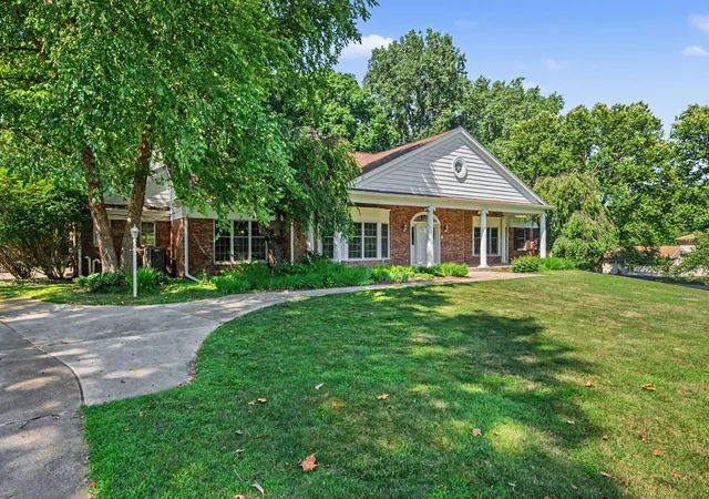 1st image of 3004 Brandywine Rd, Kalamazoo, MI 49008 | MLS# 66026036043