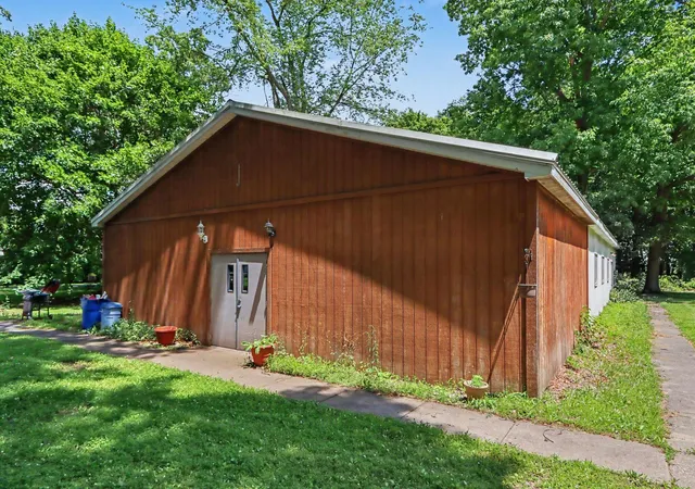 Photo 3 of Single family home for sale at 600 Grove St, Brady Township Kalamazoo, MI 49097 | MLS# 66026036042 | Listing updated on 2026-09-22