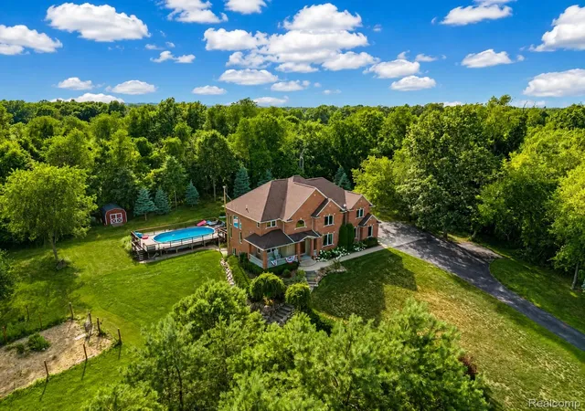 3rd image of 13445 Millie Ct, Holly, MI 48442 | MLS# 20261054443