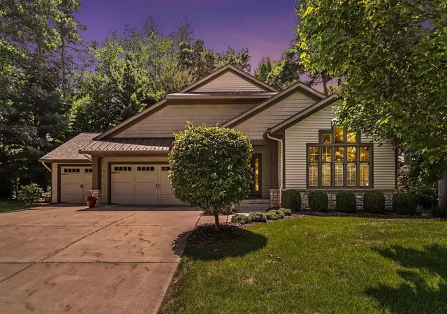 1st image of 5543 N Red Pine Cir, Kalamazoo, MI 49009 | MLS# 66026036047