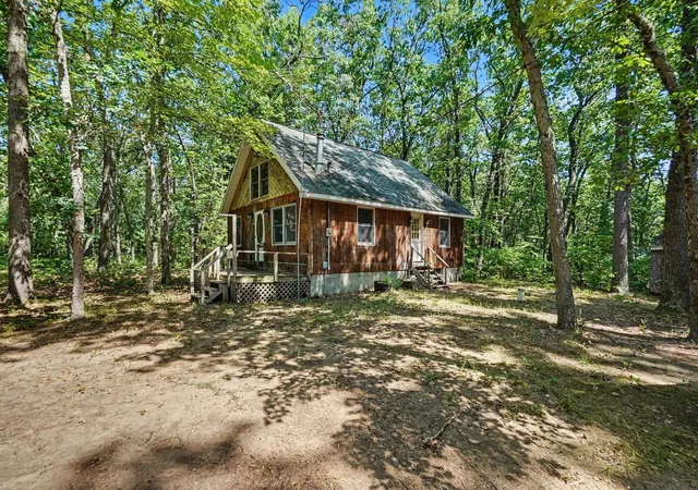 1st image of 760 S Walhalla Rd, Branch, MI 49402 | MLS# 55026036048