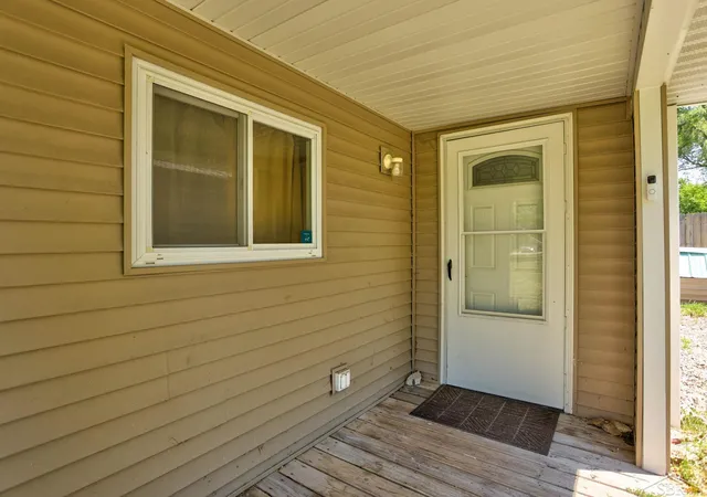Photo 4 of Single family home for sale at 1177 S Poseyville Rd, Midland, MI 48640 | MLS# 61050214955 | Listing updated on 2026-09-01