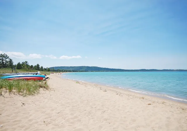 2nd image of 23 South Bch, Glen Arbor Township Leelanau, MI 49636 | MLS# 78080071093