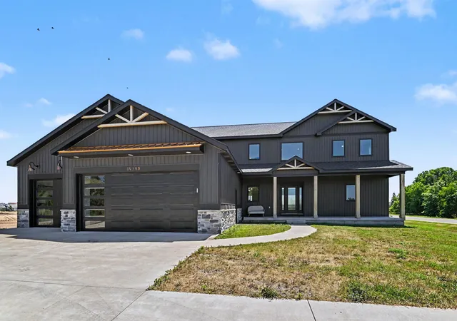 3rd image of 14390 New Holland St, Holland, MI 49424 | MLS# 71026036069