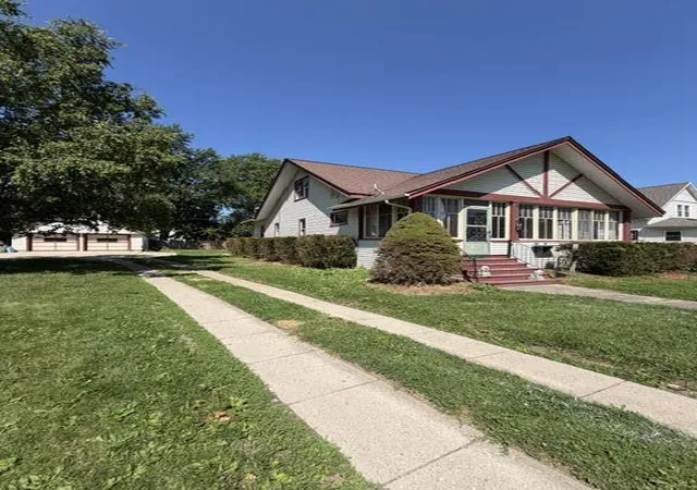 Photo 2 of Single family home for sale at 3194 Main St, Marlette, MI 48453 | MLS# 81026036072 | Listing updated on 2026-09-14
