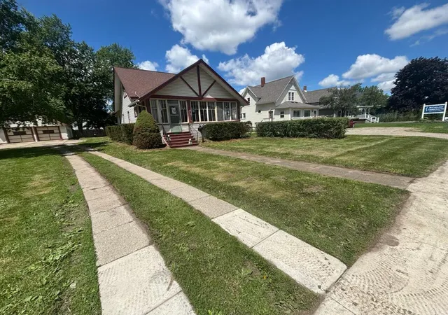 Single family home for sale at 3194 Main St, Marlette, MI 48453 | MLS# 81026036072