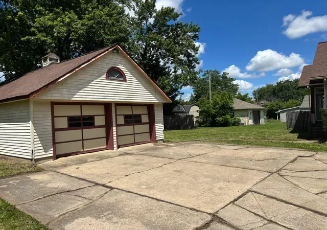 Photo 4 of Single family home for sale at 3194 Main St, Marlette, MI 48453 | MLS# 81026036072 | Listing updated on 2026-09-14